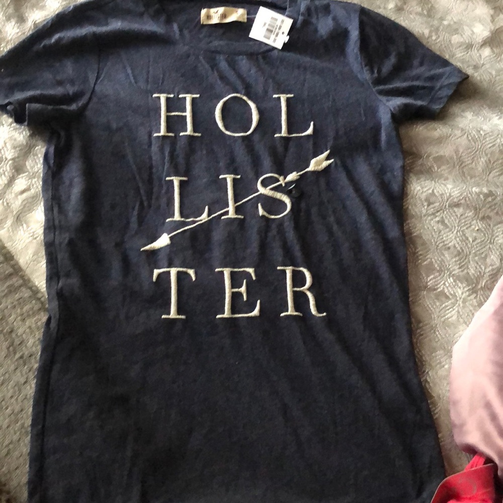 NWT Hollister Navy Blue T-Shirt